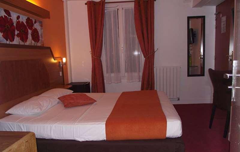 Le Nouvel Hotel Du Theatre Paris Room photo