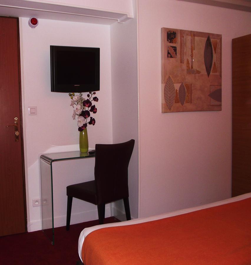 Le Nouvel Hotel Du Theatre Paris Room photo